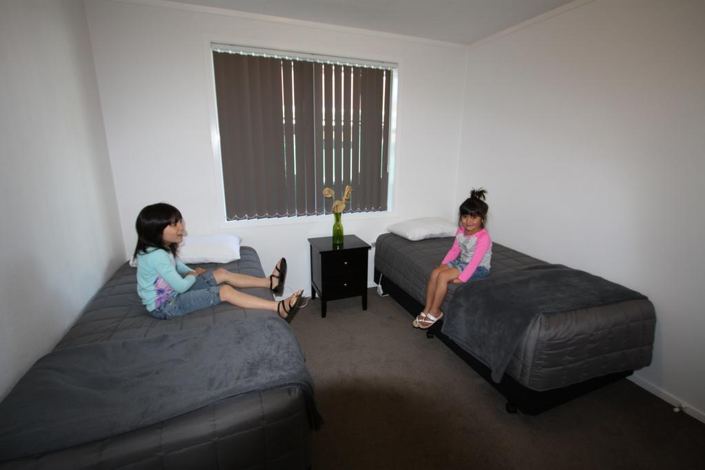 Waikanae Beach Top 10 Holiday Park Gisborne Rom bilde