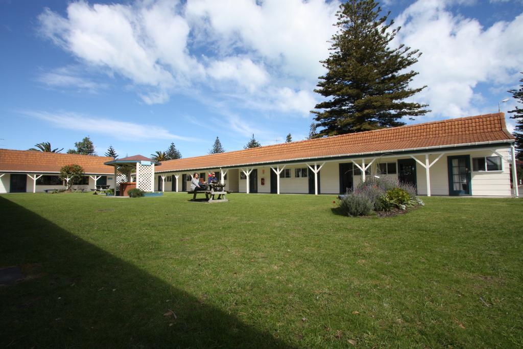 Waikanae Beach Top 10 Holiday Park Gisborne Rom bilde