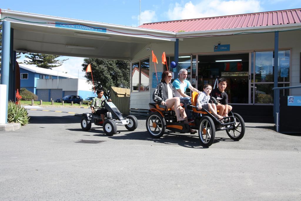 Waikanae Beach Top 10 Holiday Park Gisborne Eksteriør bilde
