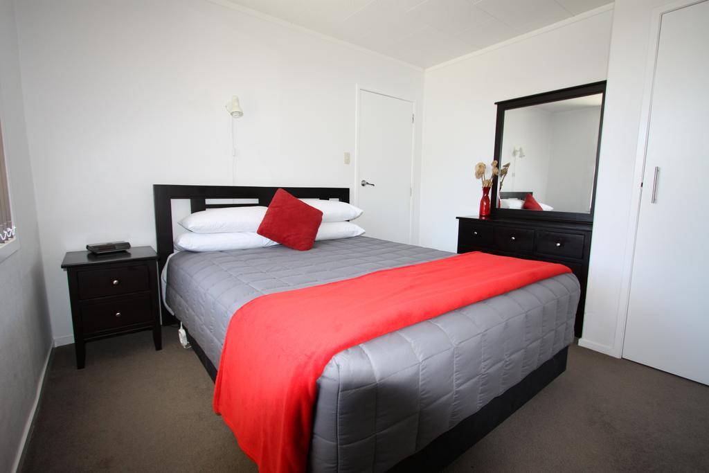 Waikanae Beach Top 10 Holiday Park Gisborne Rom bilde